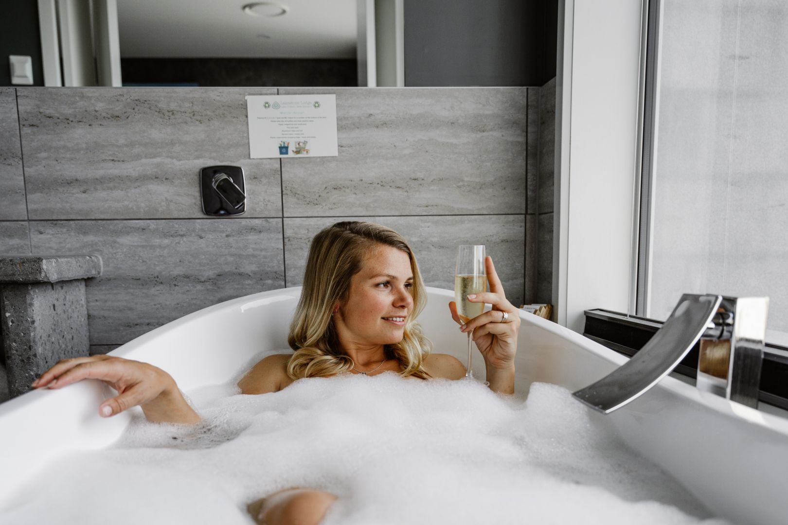 Lakestone Lodge Dinner Bed and Breakfast Lake Pukaki, New Zealand