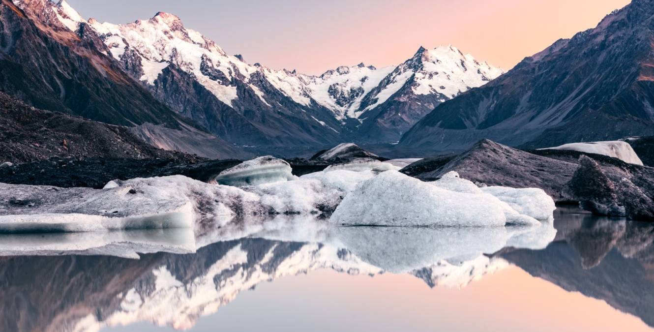 See icebergs a short drive away to the Tasman River in Aoraki/Mt Cook National Park