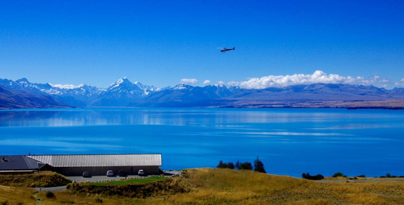 Lakestone Lodge Lake Pukaki view