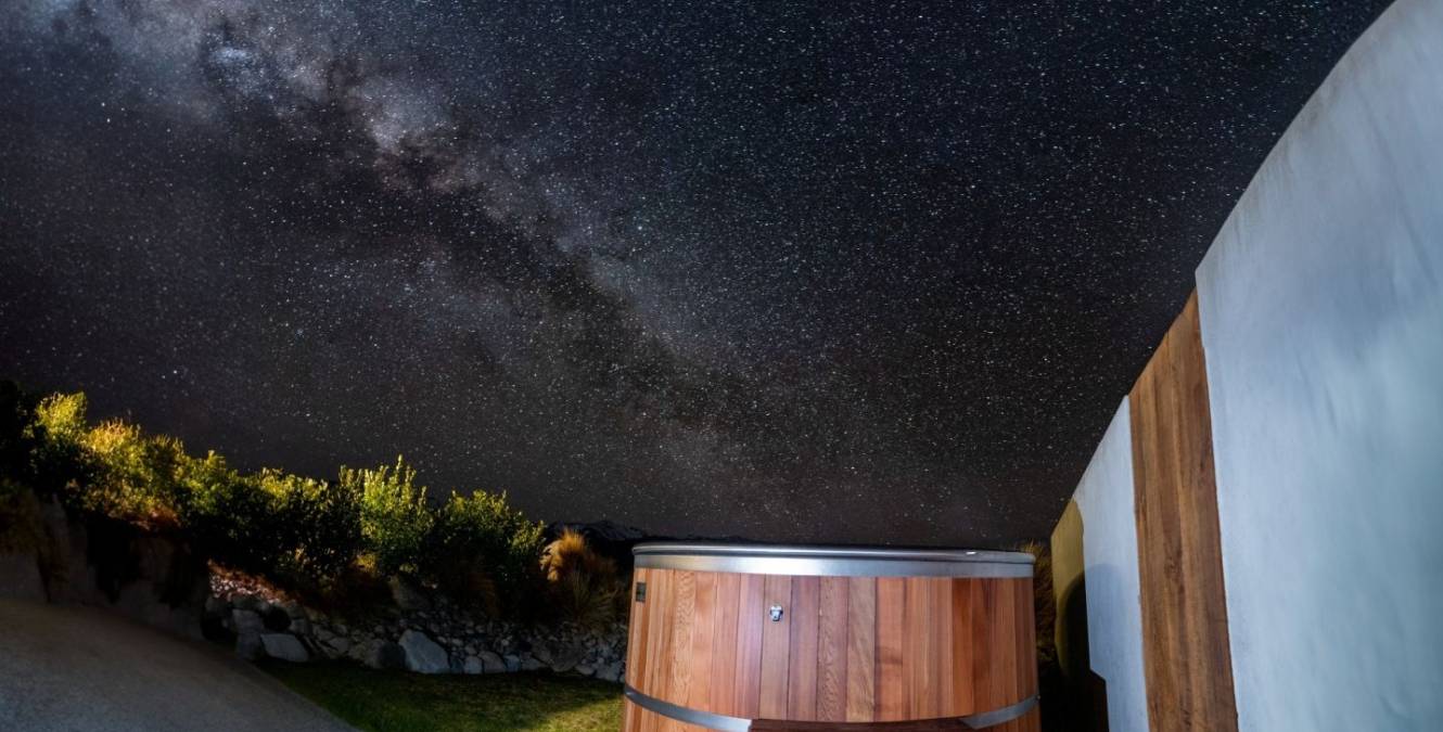 Private hot tub, Lake View Spa Suite under the stars at Lakestone Lodge in the Aoraki Mackenzie International Dark Sky Reserve.