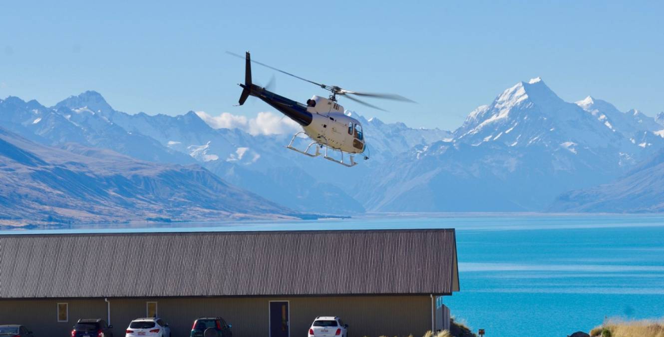 Lakestone Lodge helicopter