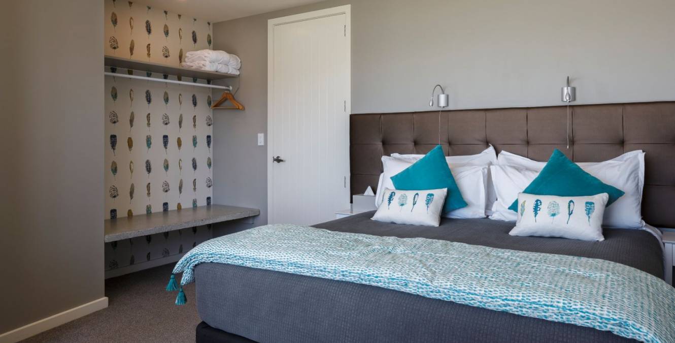 Lake View Super King Room