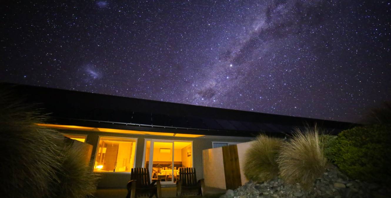 Milky way and stars near Aoraki Mount Cook