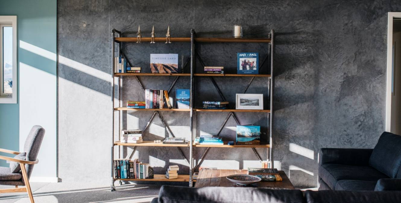 Lakestone Lodge Library