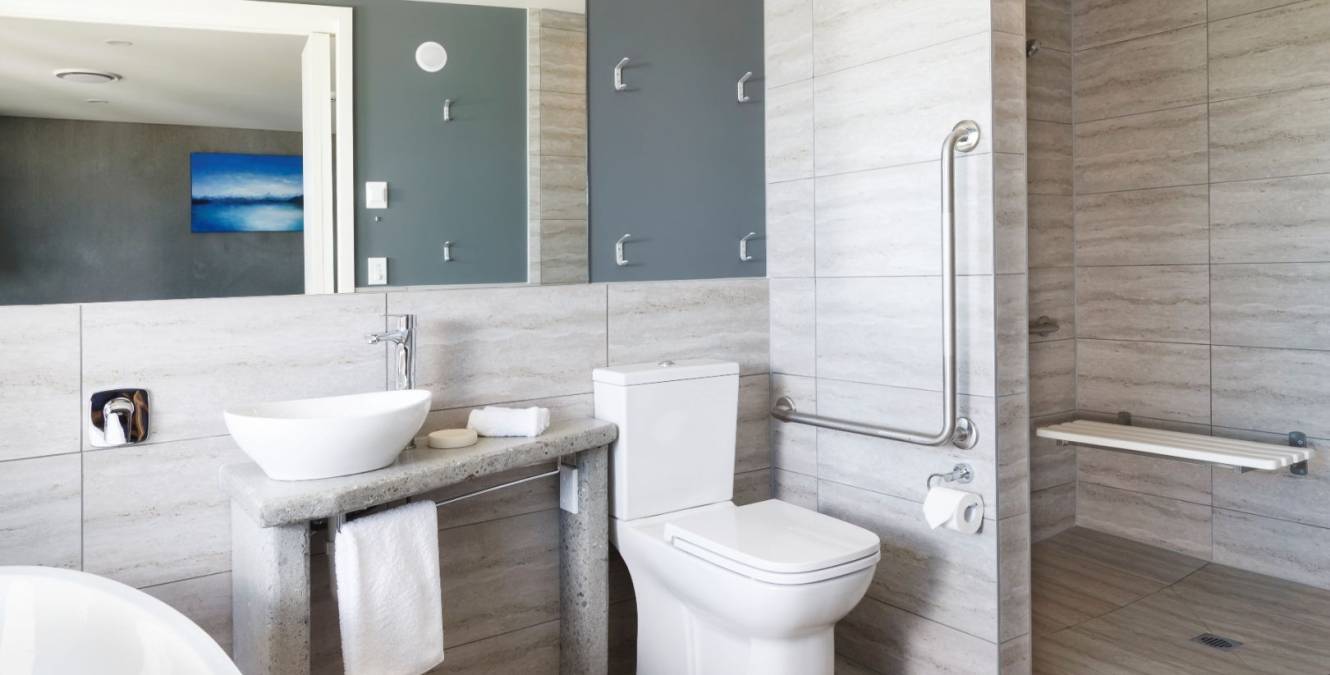 Wheelchair Accessible Room ensuite